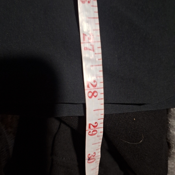 A Nike loose fit official Ohio State Buckeyes 1/4 zip jacket in a men's size med - Picture 11 of 11